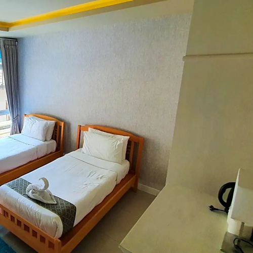Lenny's Hotels