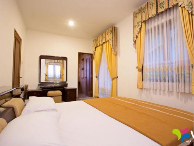 3 Bedrooms Villa