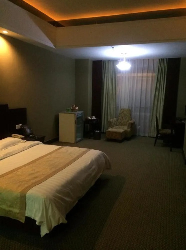 Hecheng Hotel