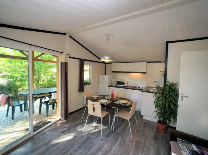 Attractive Chalet on a Hill in Monclar-de-quercy