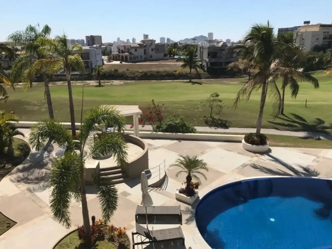 Condos SB
