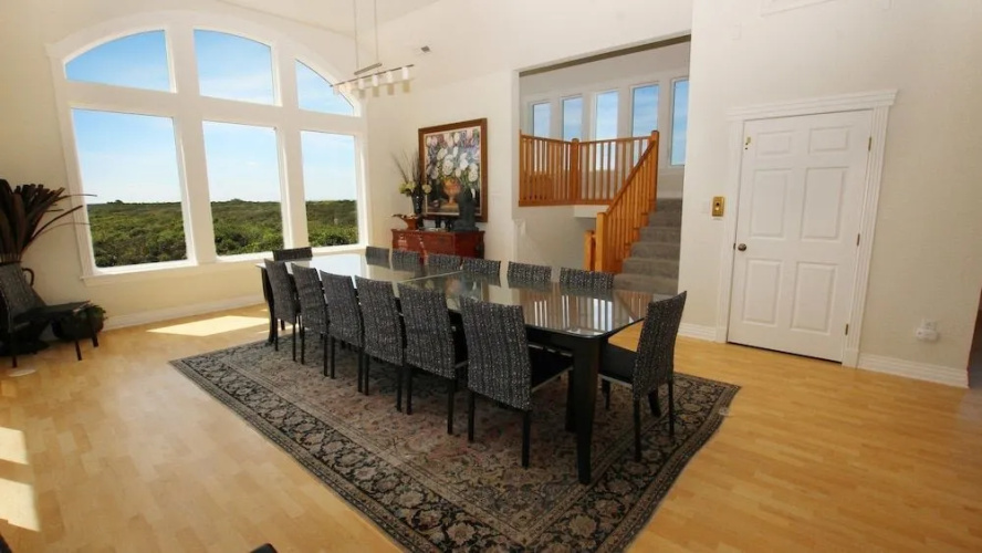 Treasure Island - 7 Br Home