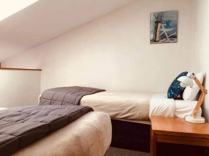 Economy Family room