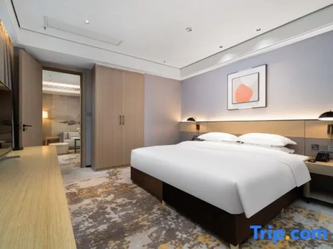 Deluxe Double Suite