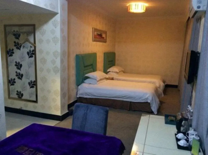 Yiwu Guoxin Hotel