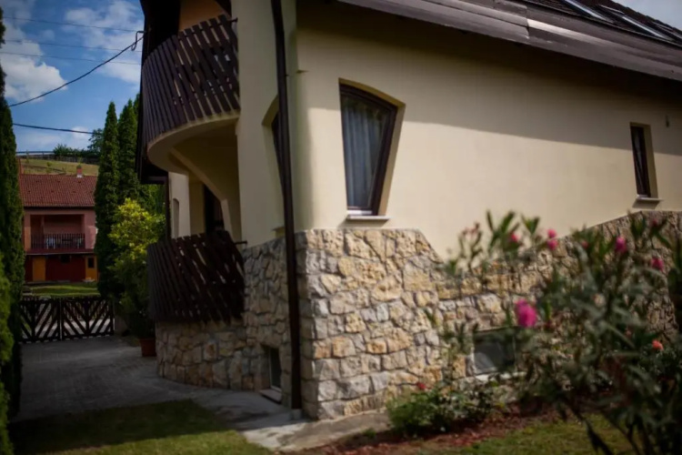 Rubin Apartman