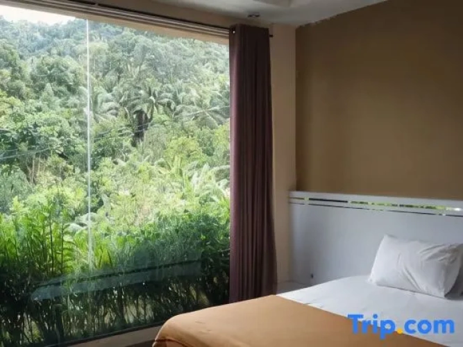 2 Bedrooms Villa