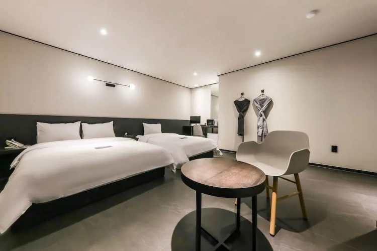 Business Twin room