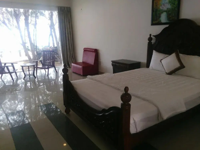 Eden Resort