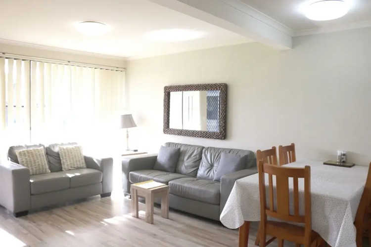 Admirals Lodge