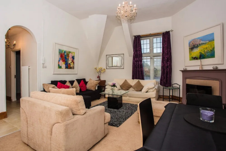 Comfortable Bright & Spacious 2 Bed Central London