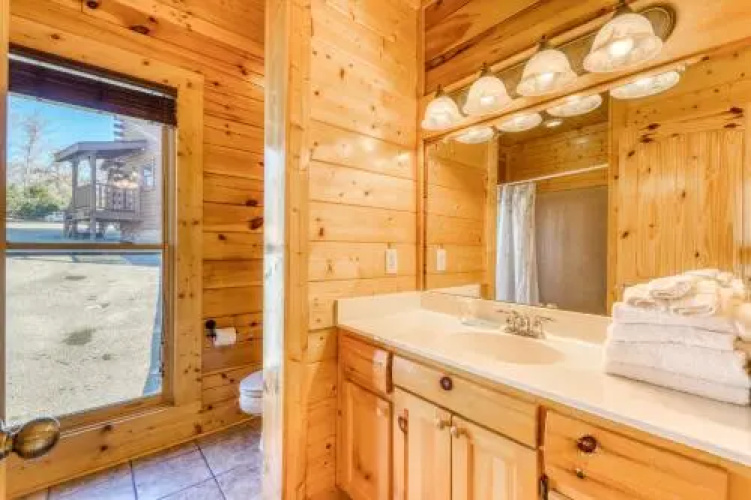 Papa Bears Cabin by RedAwning