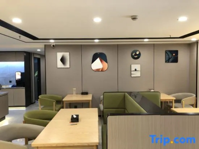 Jingying Hotel