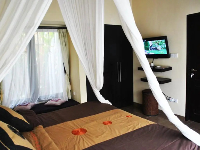 Tanjung Lima Seminyak Villas