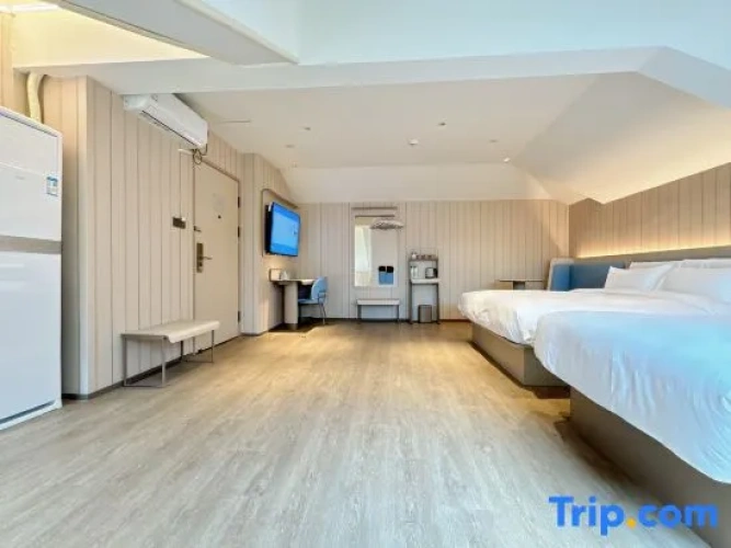 Standard Twin Family room