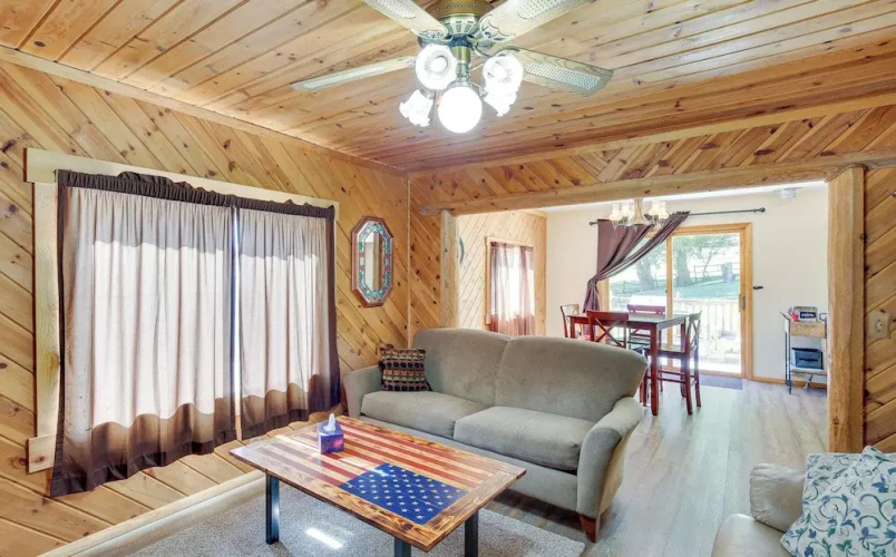 Lead Hideaway w/ Fireplace, Grill & New Deck!