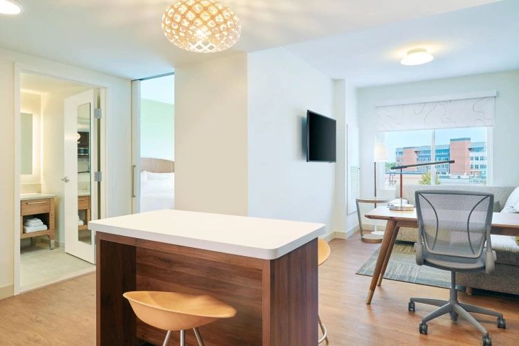 1 Bedroom Double Suite