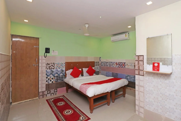 Kunal Lodge By OYO Rooms