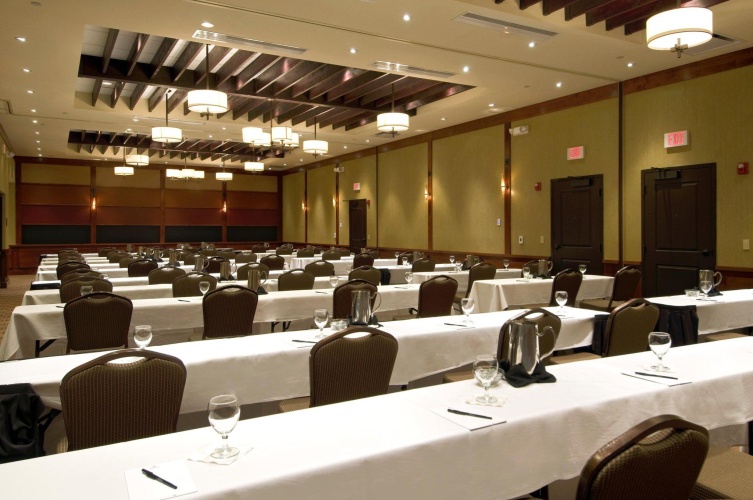 Hilton Promenade at Branson Landing photo 22
