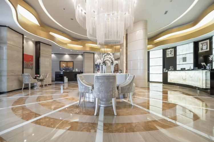 Elegant Studio w/work space and views DAMAC