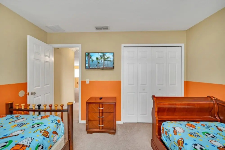 Solana Pool Home in Davenport FL