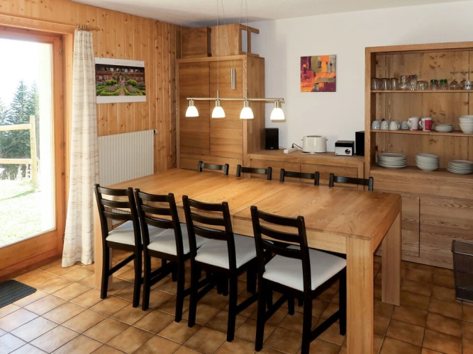 Lilas Vex in Vex With 4 Bedrooms and 3 Bathrooms