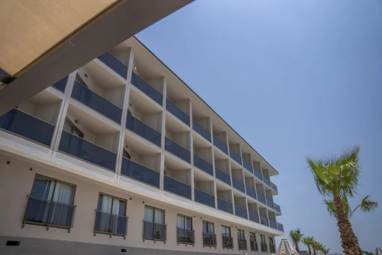 Avia Resort & Spa - Side