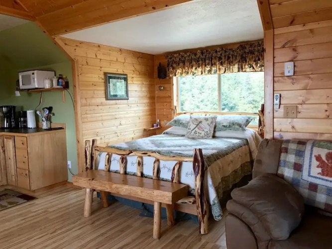 Cozy Cove Inn