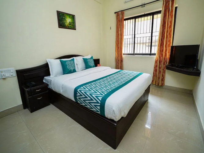 OYO 10069 Peter's Hill View Residency