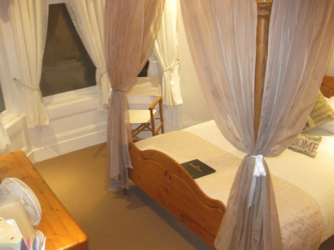 Rock Dene Hotel