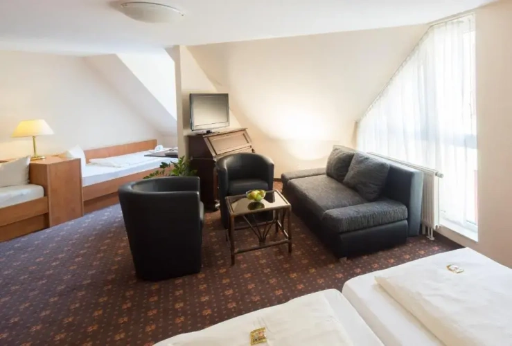 Standard Quadruple room