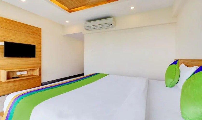 Treebo Park Hotel