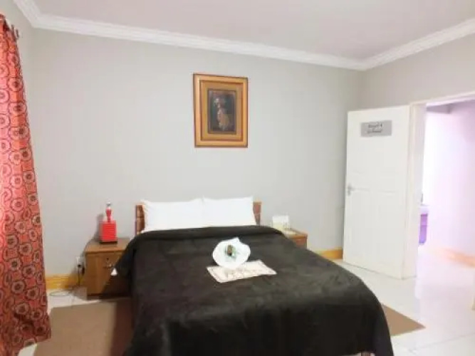 Royal Castle Guest House