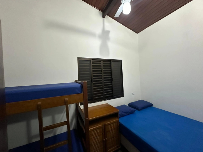 tríplex centro piscina churrasqueira e lava seca em Condomínio com 90m2