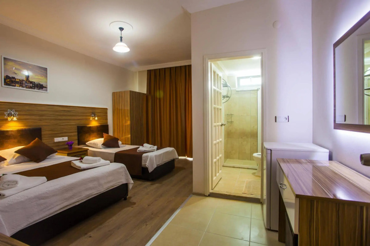 Boreas Suit Hotel