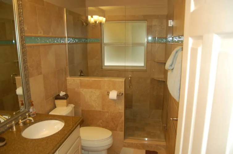 Aloha Kai - Unit 22 2 Bedrooms 2 Bathrooms Apts