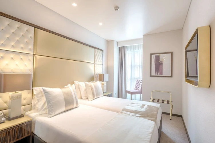 Twin room