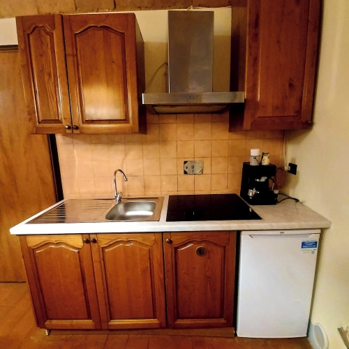 1 Bedroom Apartment with city view