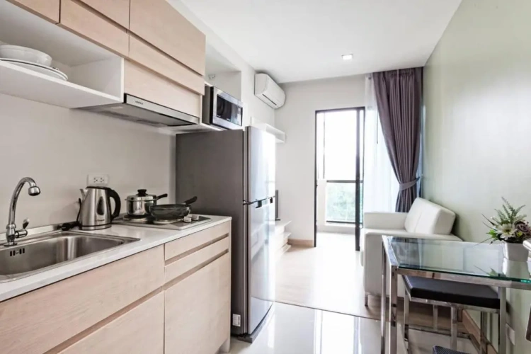 1 Bedroom Apartment with balcony