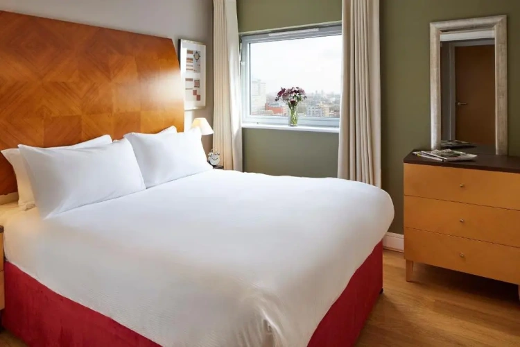 2 Bedrooms Apartment