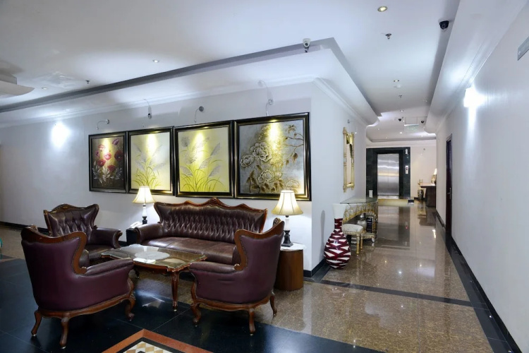 ZEN Rooms Basic Near Sunter Mall