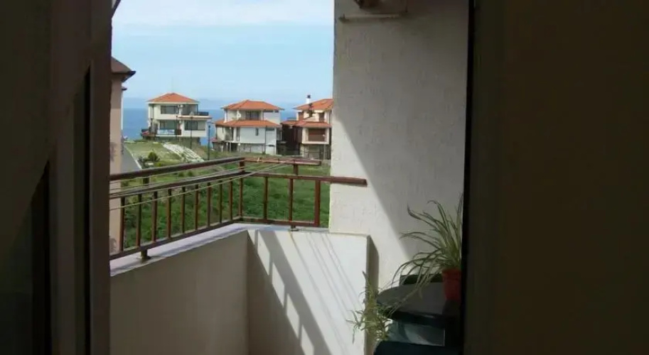 Pontica Suite