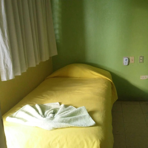 Green World Hotel