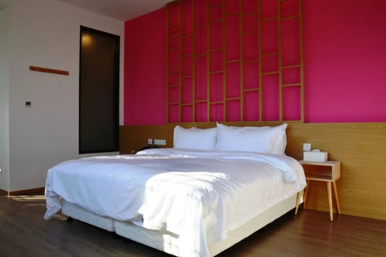 Carton King Hotel