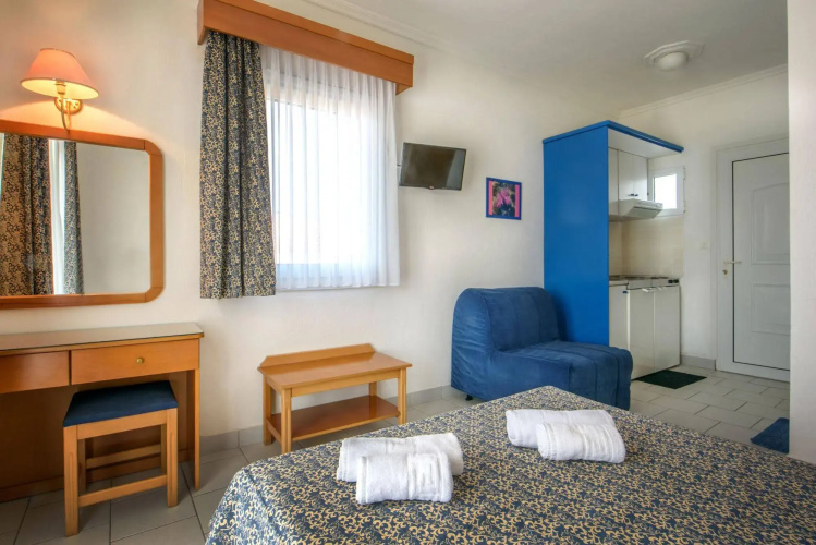 Lazaridis Hotel