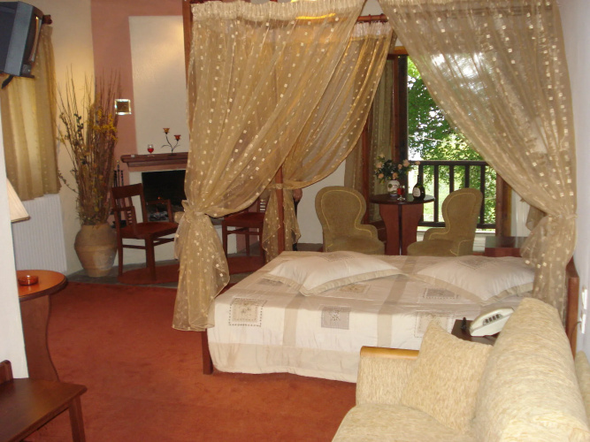 Hani Zisi Hotel