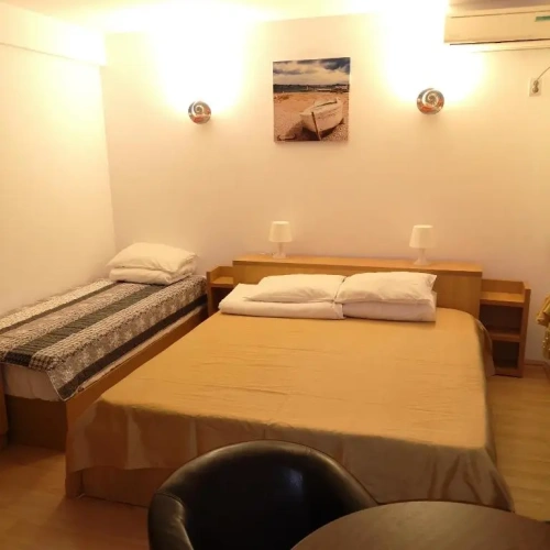Standard Triple room with balcony