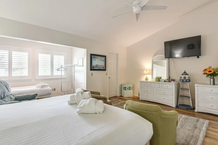 Guest rooms