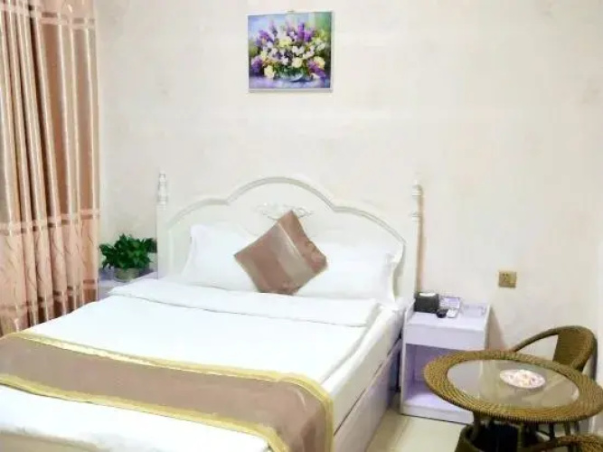 Neixiang Wangjia Business Express Hotel