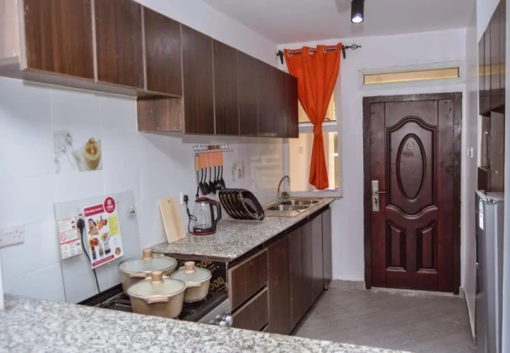 2 Bedrooms Apartment